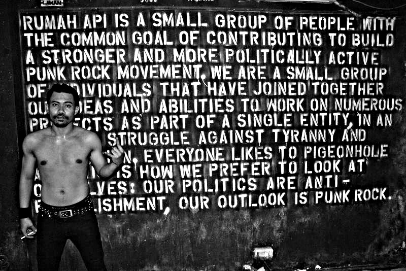 Cover Rhetoric States